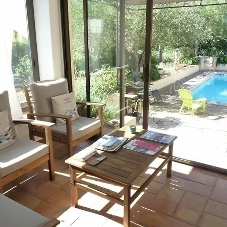 Διαμέρισμα Apartment Villa *